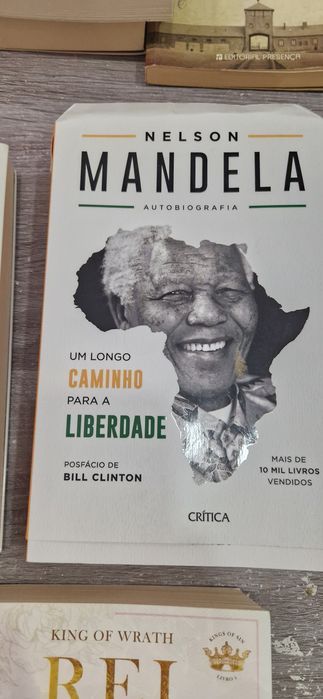 Um Longo Caminho Para a Liberdade
de Nelson Mandela