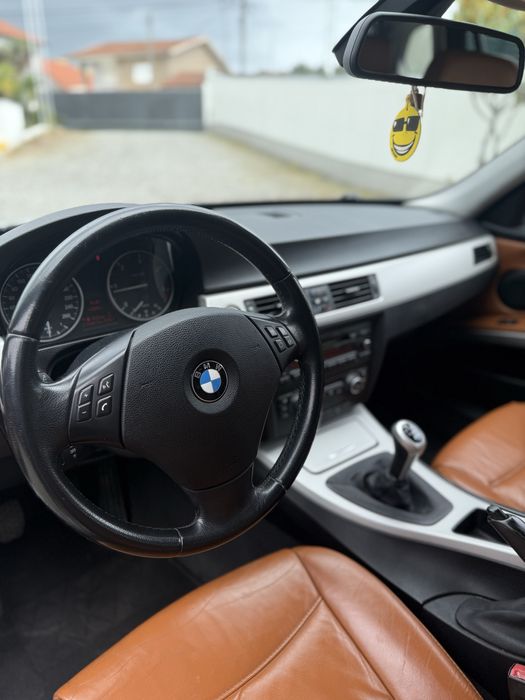Bmw e91 318d lci