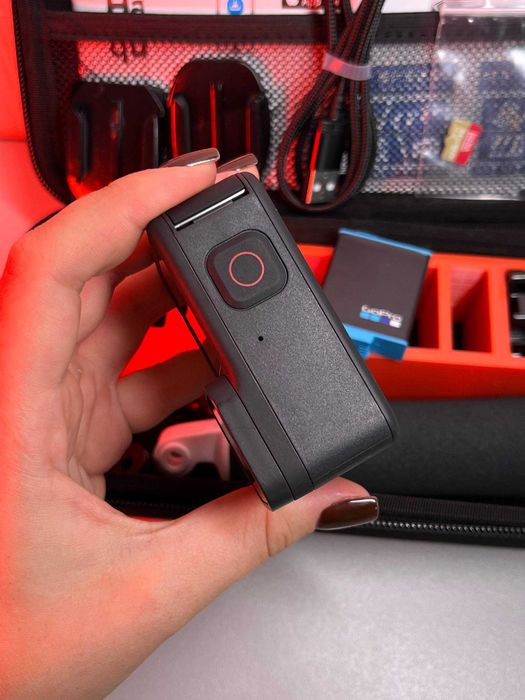 Екшн-камера GoPro Hero 9 з двома акумуляторами
