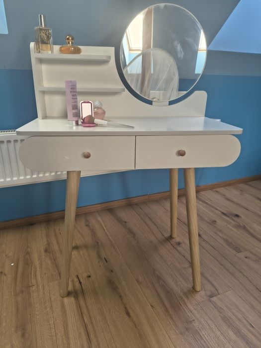 Toaletka w stylu Boho