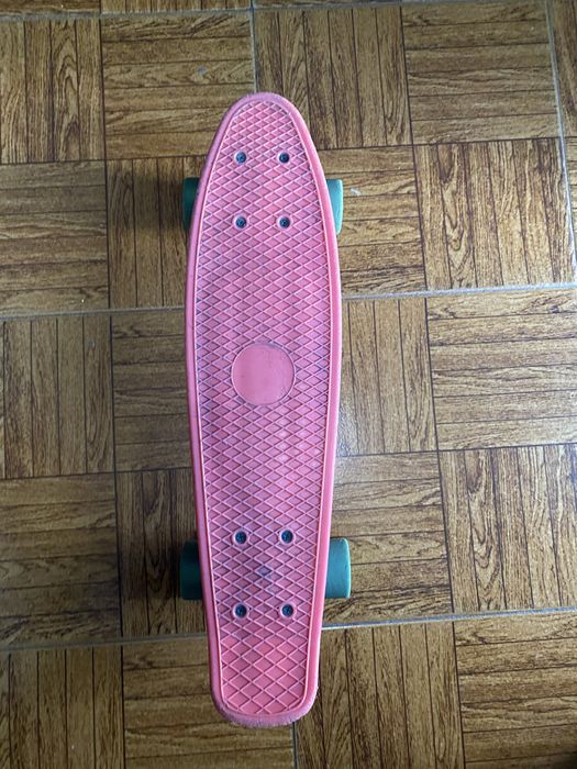 Skateboard Vermelho
