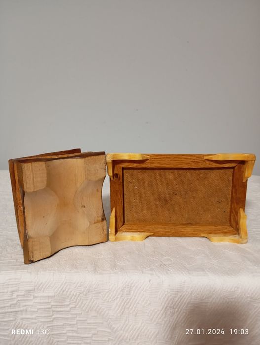 Шкатулки резные. Дерево