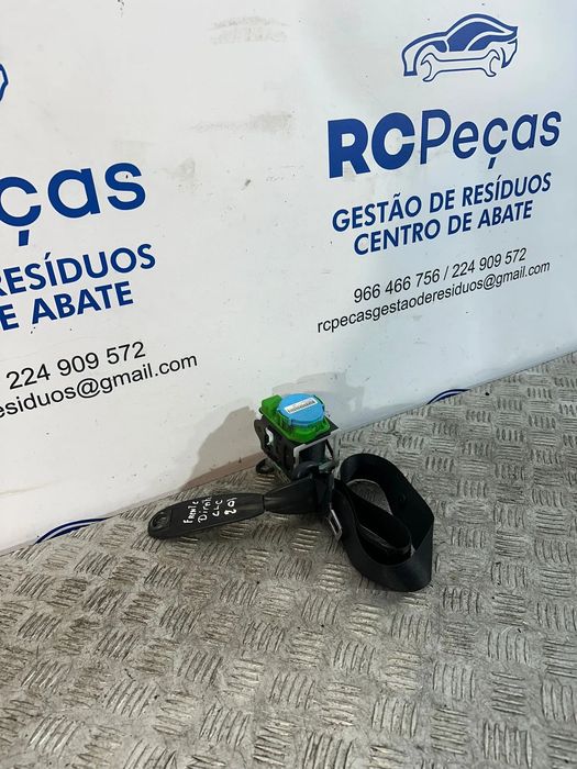 Cinto De Segurança Frontal Direito Original Mercedes Benz Classe C