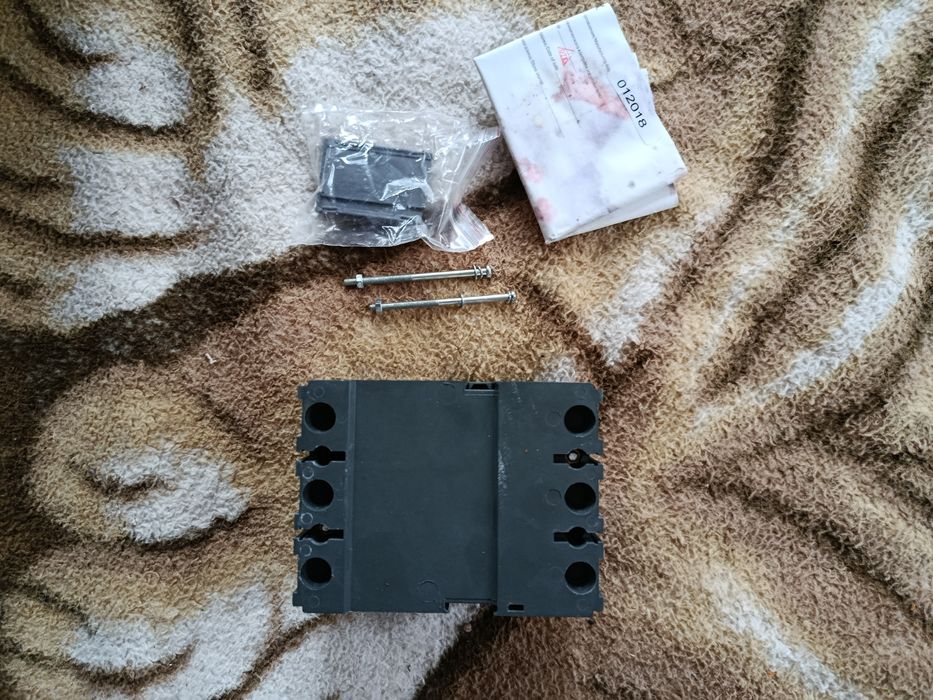 Перемикач автоматичний