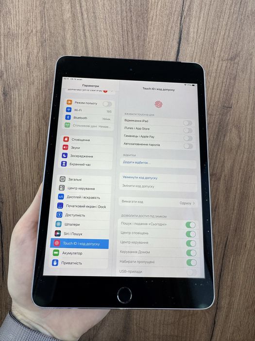 Apple IPad Mini 4  128gb LTE