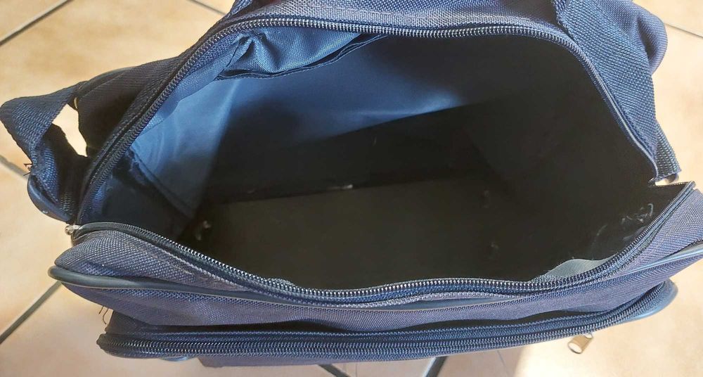 Bolsa pequena de viagem