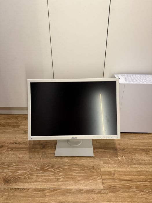 Nowy komputer zestaw monitor+klawiatura+mysz bialy