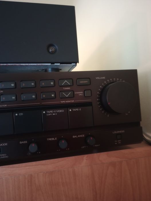 Sprzedam amplituner Sansui