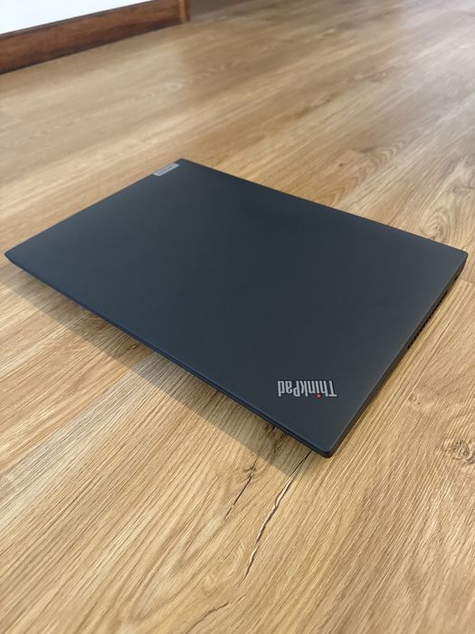 Lenovo Thinkpad P16s Gen 2 AMD