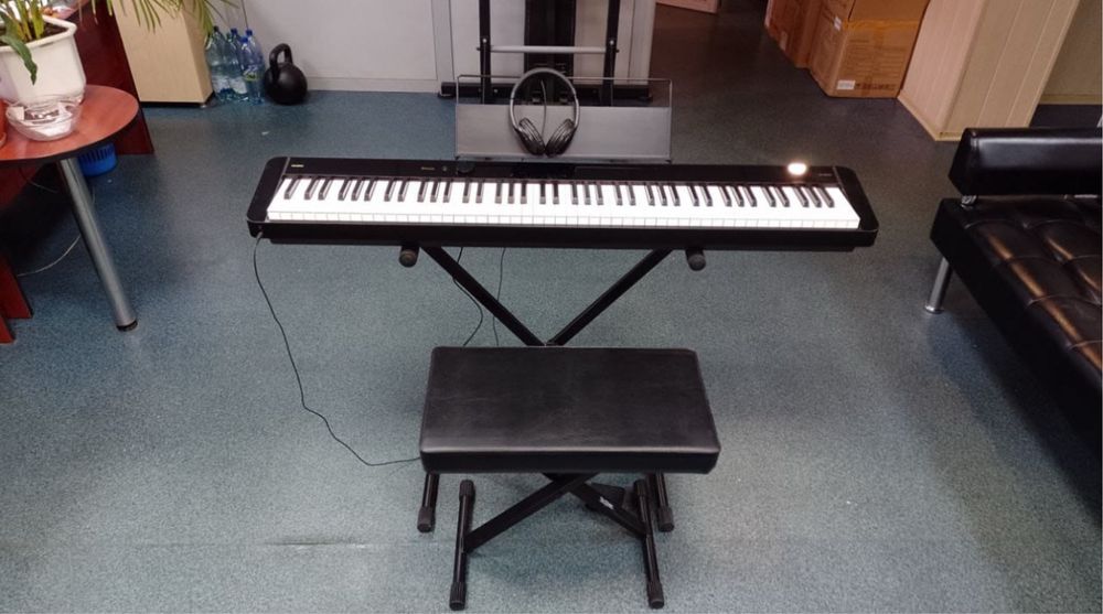 Синтезатор Casio PX-S5000, піаніно ,стан нового