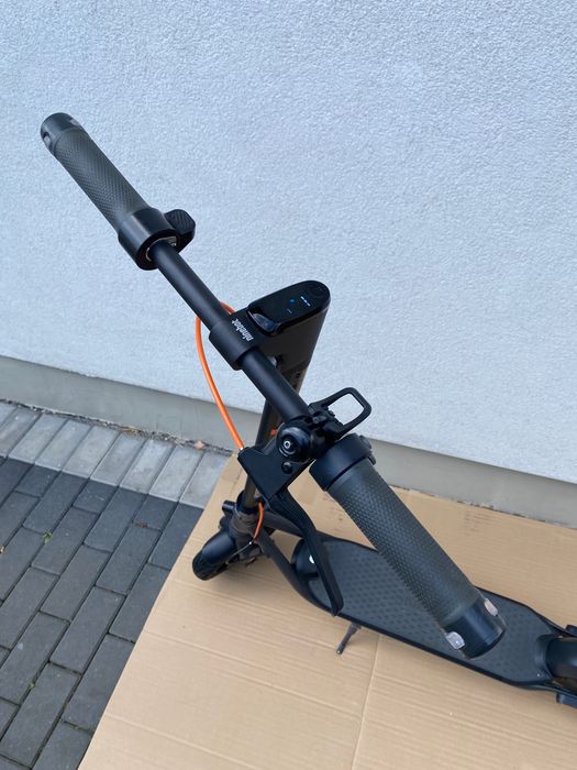 Hulajnoga Elektryczna Segway Ninebot Kickscooter F2 Pro