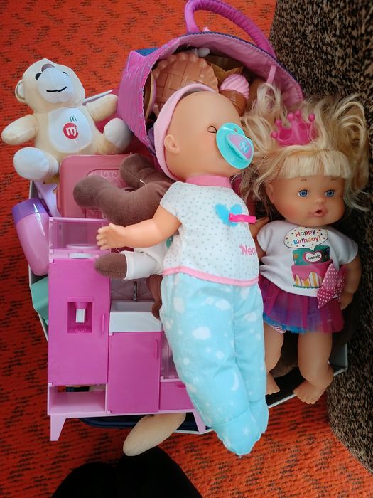 Іграшки ляльки Nenuco, кухня з аксесуарами і інші