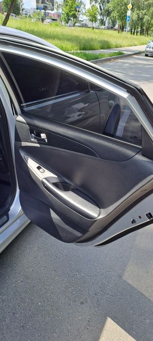 Hyundai Sonata 2012 VIN KMHEC41LBDA508764 фото оголошення 10 з 18
