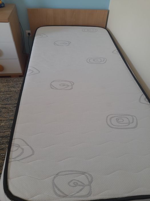 Cama para quarto infantil  2.00mx 95 Cm
