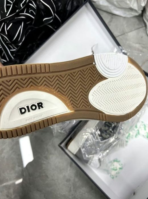 Продажа! Крoсовки Dior