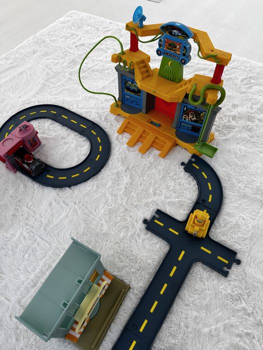 Ogromny zestaw Psi Patrol, baza , swiatynia malp, misja marshala, auta