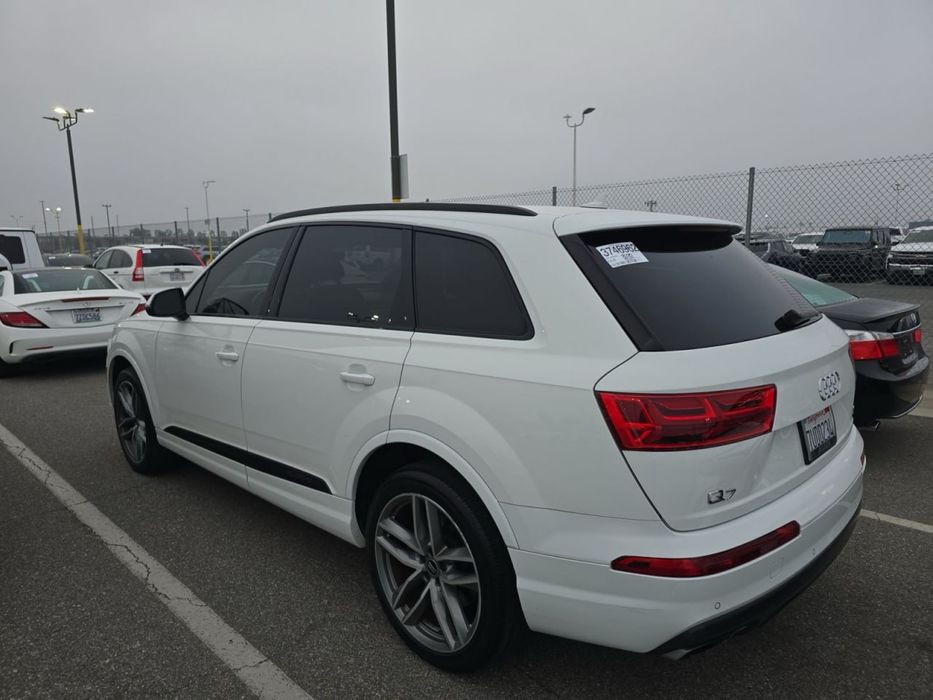 Audi q7 prestige АВТО З США