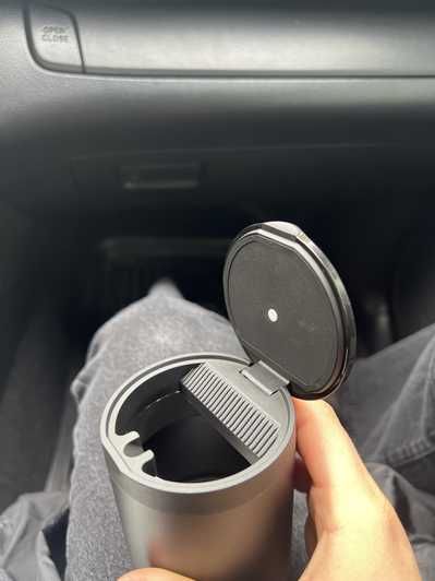 Пепельница для машины с крышкой