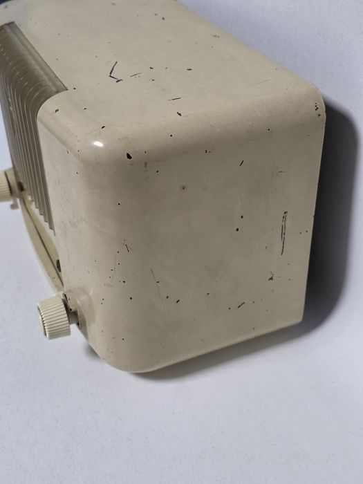 Rádio antigo reparado Philips
