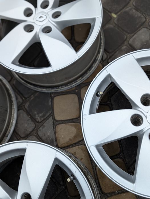 Диски легкосплавні 5x114.3 R16 Renault Megane Scenic Оригінальні