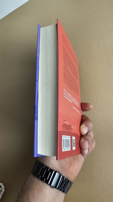 Мертві романтики — Ешлі Постон