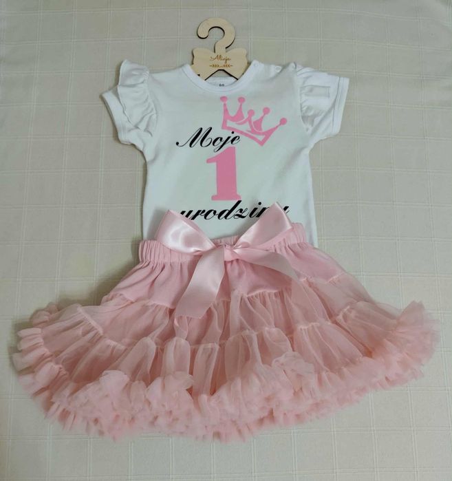 Odzież dziecięca na roczek