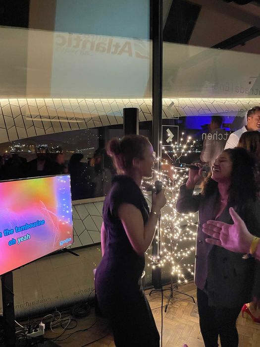 ANIMAÇÃO & KARAOKE PARA FESTAS