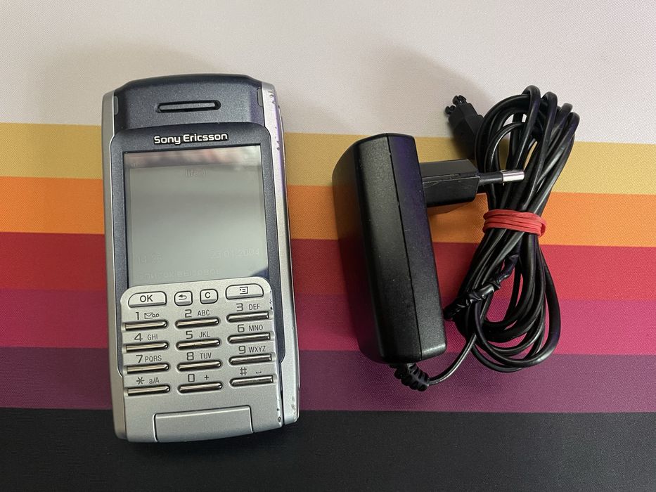 Sony Ericsson P900i, Samsung E350 у відмінному стані