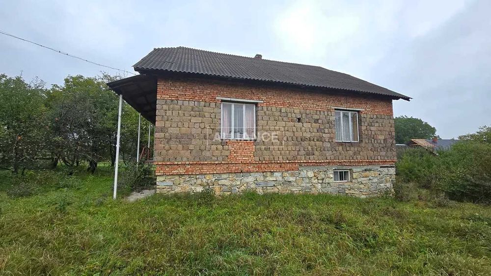 Продам будинок з земельною ділянкою 25 сот під Будівництво