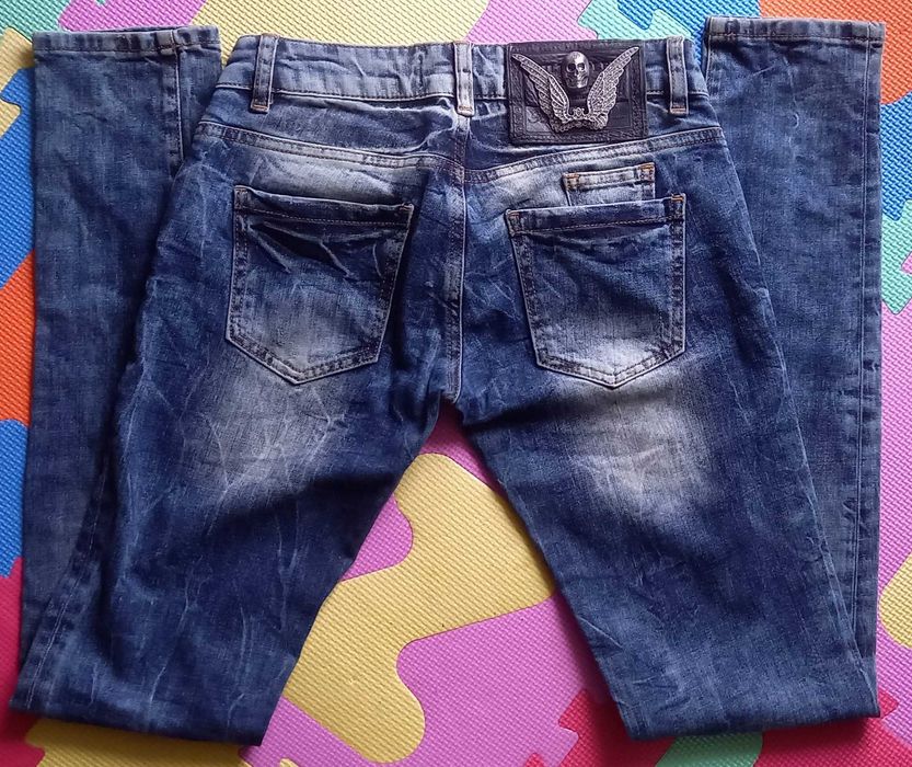 Jeansy skinny czaszki - 27