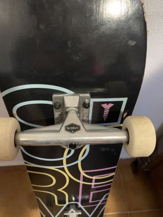 skate screw ericeira surf