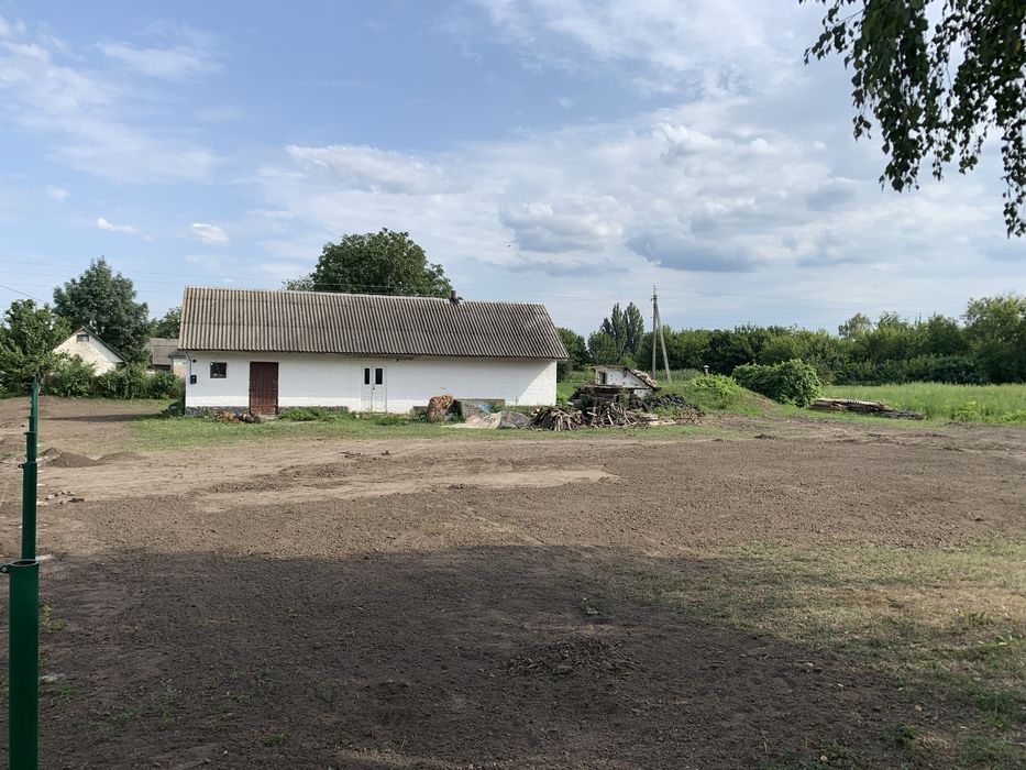 Продам будинок в селі Новаки