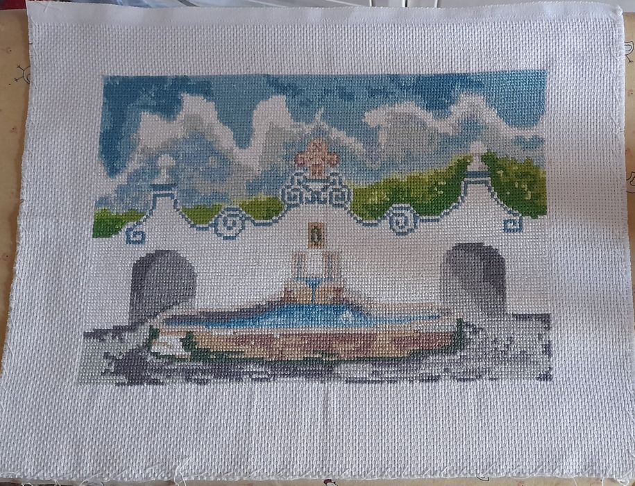 ''Os mais ricos Fontanários de Portugal'' ponto cruz - ÚLTIMOS DIAS