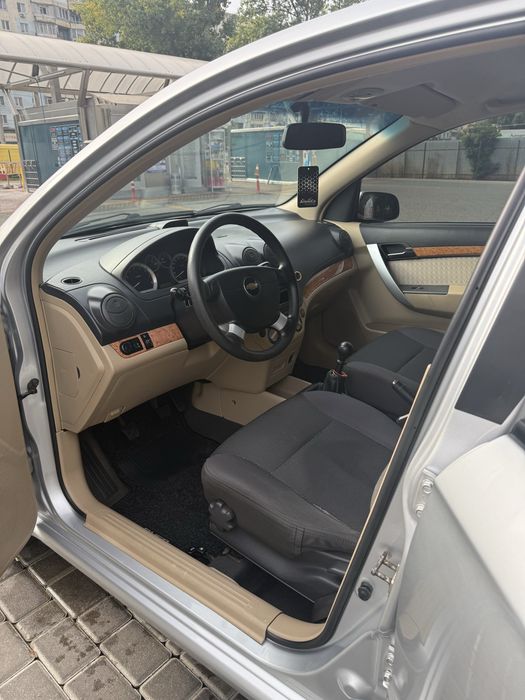 продам Авео Т250 1.6 2008 год