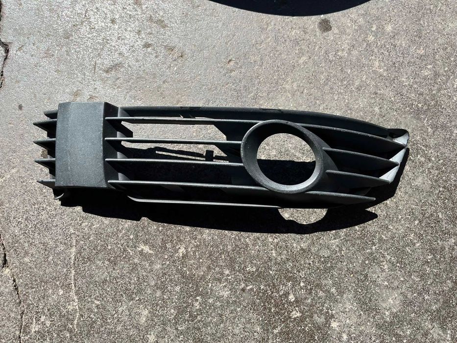 Vw Passat B5 - Friso Grelha Para Choques Frente - G217