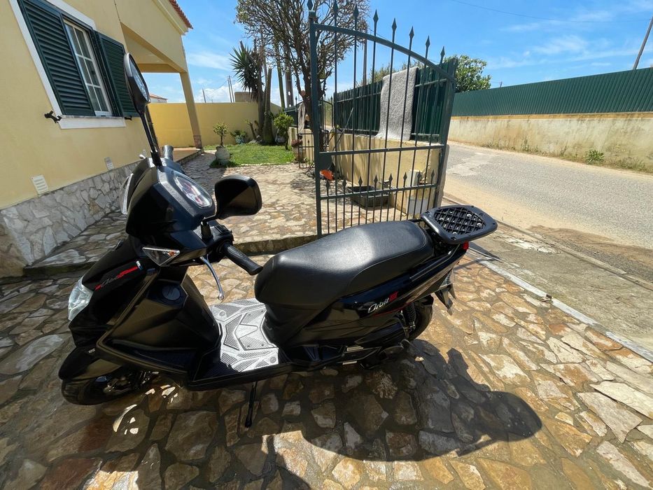 Mota 125cc com  4000km