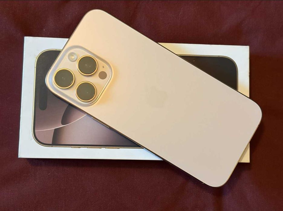 iPhone 16 Pro Max 256GB com bateria a 100%