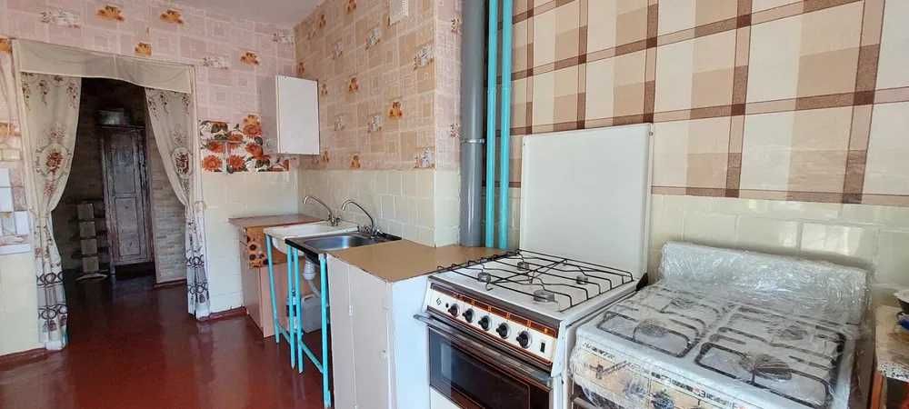 4комнаты  в коммуне Давида Ойстраха