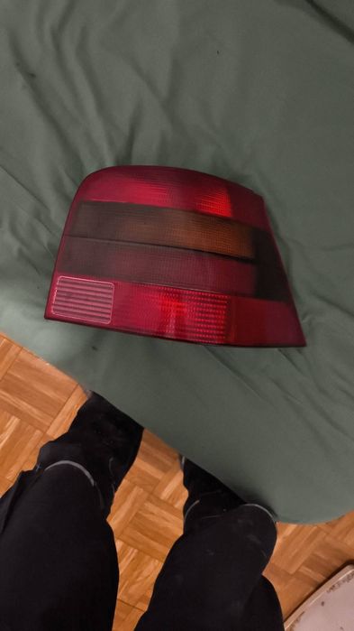 Farolim golf 4 direito