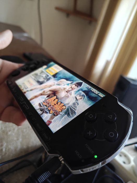 PSP 3006 с играми 16 gb