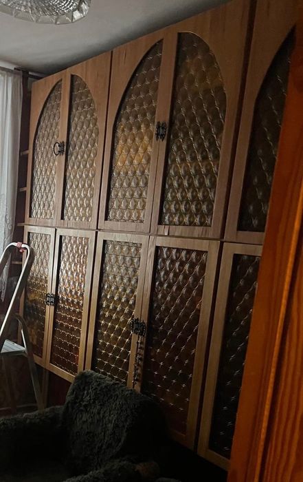 Szafki wiszące  z szybkami