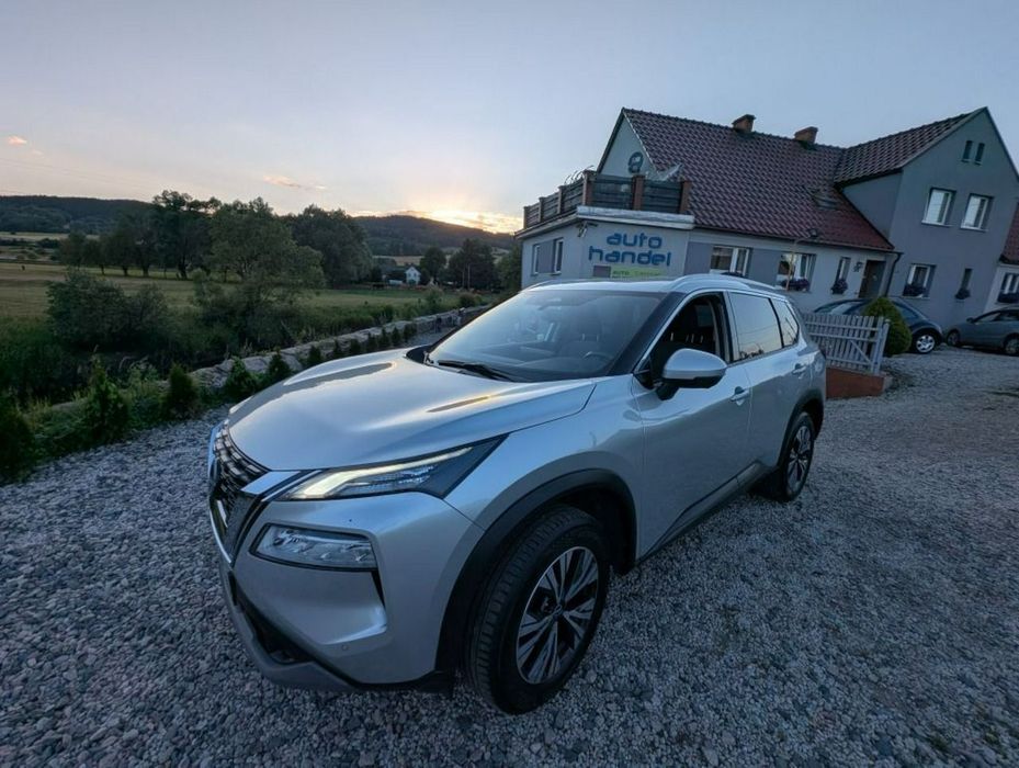 Nissan X-Trail 7 osobowy SUV kamera 360