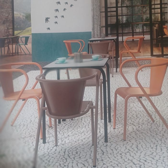 Cadeiras  e  Mesas  Exterior