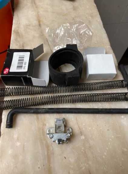Vário material para a XRV750 Africa Twin RD07a