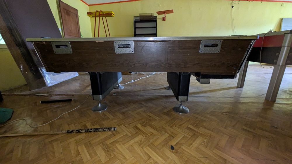 Stół bilardowy 7 FT z łupkowym blatem – do delikatnej renowacji
