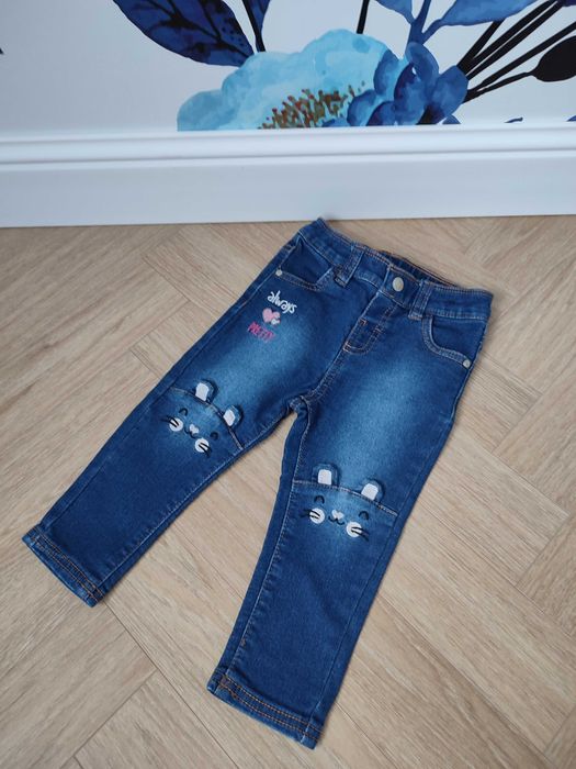 Zestaw ubrań dla dziewczynki, bluza, jeansy, rozmiar 80.