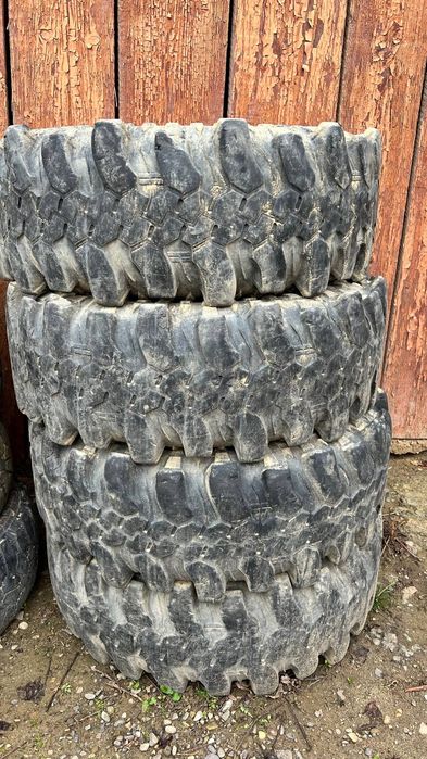 CST, Silverstone, Roadcruza. 35x10.5 r16