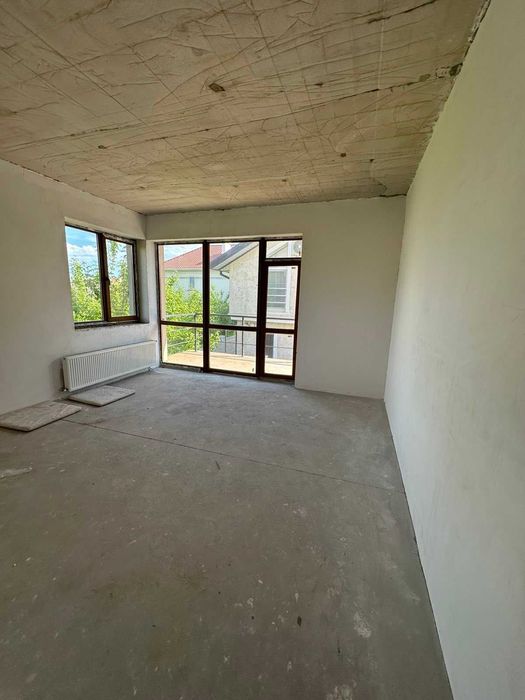 Продажа ДОМА в Совиньоне, под отделку