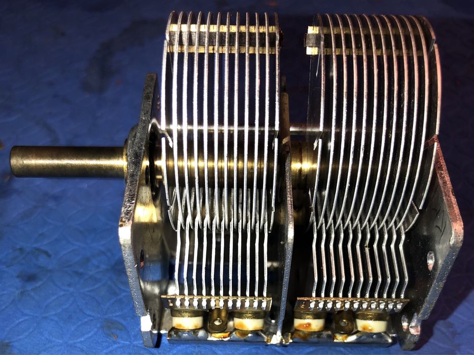 Condensador Variável de 1970 (novo e nunca usado)