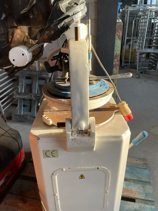 Divisora automática para pão